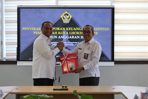 Portalsatu Pj Wali Kota Lhokseumawe Serahkan Lkpd Unaudited