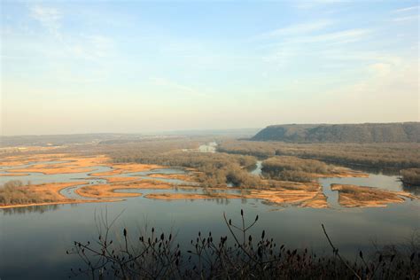 Many Meanderings of the Mississippi at Pikes Peak State Park, Iowa ...