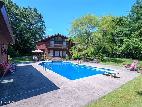 E Cobble Hill Road Loudonville Ny Zillow