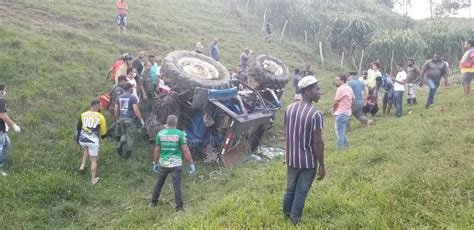 Muere Un Operador De Tractor Tras Derrumbe De Maquinaria En Jarabacoa