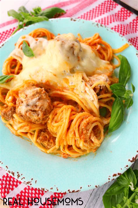 Slow Cooker Cheesy Spaghetti and Meatballs ⋆ Real Housemoms