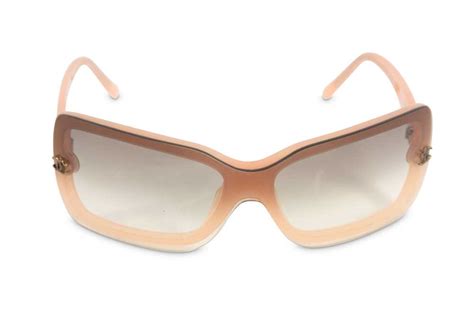 Lot 130 - Chanel Pink Sunglasses