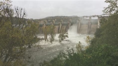 Tom Miller Dam opens up floodgate after massive flooding | kvue.com