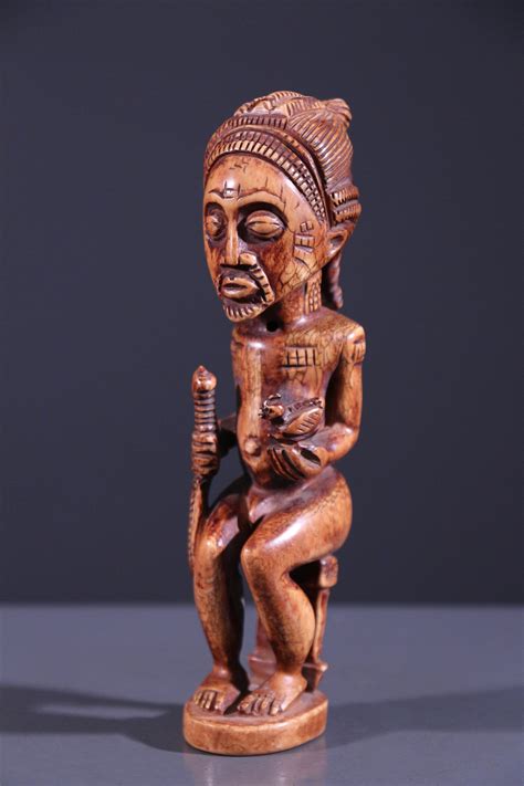 Statuette De Roi Baoul En Ivoire Ancien Ivoires Art Africain