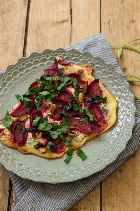 Rote Bete Flammkuchen mit Bärlauch breifreibaby