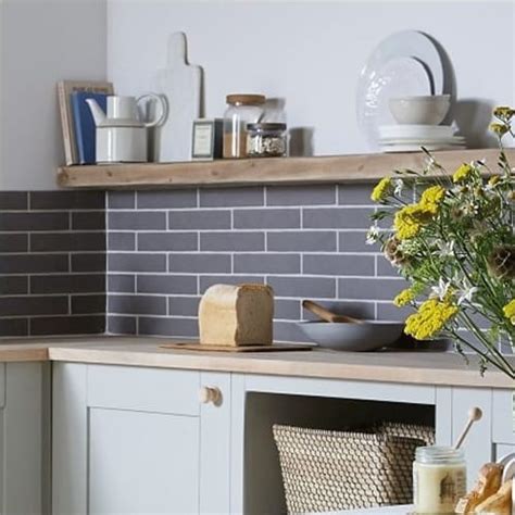 DIY Guide: Tiling a Kitchen Splashback | Tiles Direct