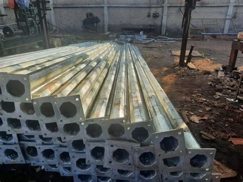 Hot Dip Galvanized Octagonal Pole For Street At Piece In Kanpur ID