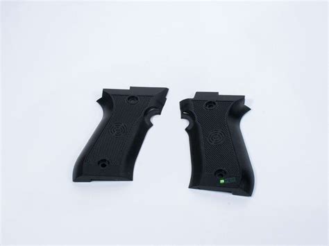 CACHAS PARA PISTOLA TIPO BERETTA ORIGINALES INSTINTO MILITAR