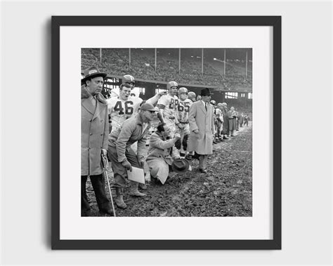 Vintage CLEVELAND BROWNS Photo Print Vintage Football Decor, NFL Poster ...