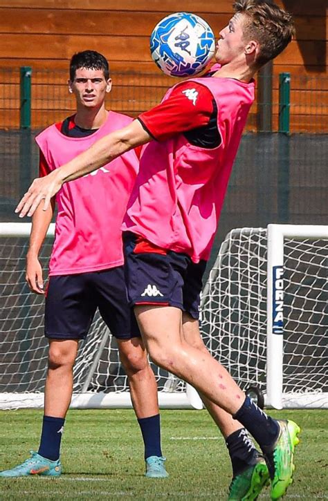 Qui Pegli Ultimo Allenamento Settimanale Per Il Genoa Pagina Di