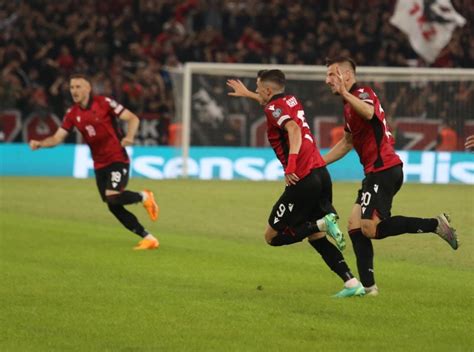 Shpërthen festa në Air Albania Jasir Asani realizon supergol Abc News