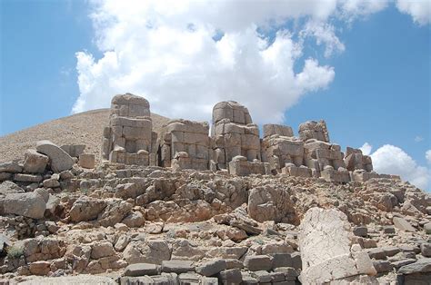 2 Days Gobeklitepe Harran And Nemrut Tour Golfintravel