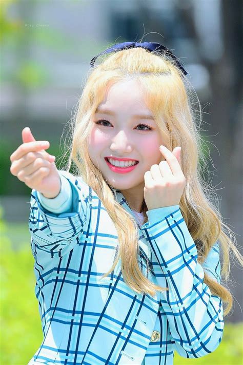 M Countdown Mini Fanmeeting With Gowon Loona Yyxy