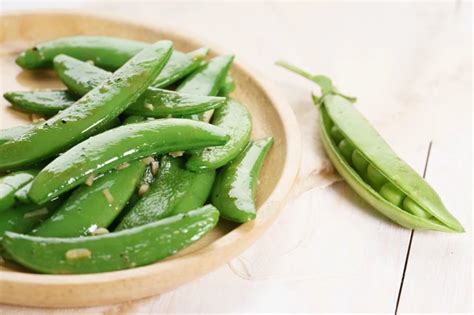 Can You Eat Sugar Snap Peas Raw Heres What You Should Know