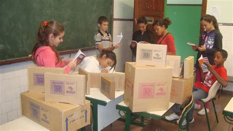 Escola Pirajá Da Silva Incentivo À Leitura