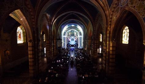 Catedral Nossa Senhora Do Desterro Recebe Espet Culos De Proje Es De Luzes