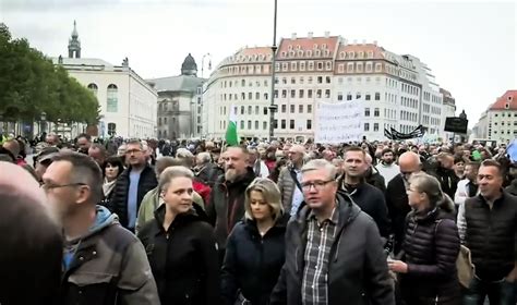 Migliaia protestano a Dresda l'aumento dei prezzi – RENOVATIO 21