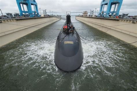 Video: Virginia-Class Submarine John Warner (SSN 785) Launched for ...