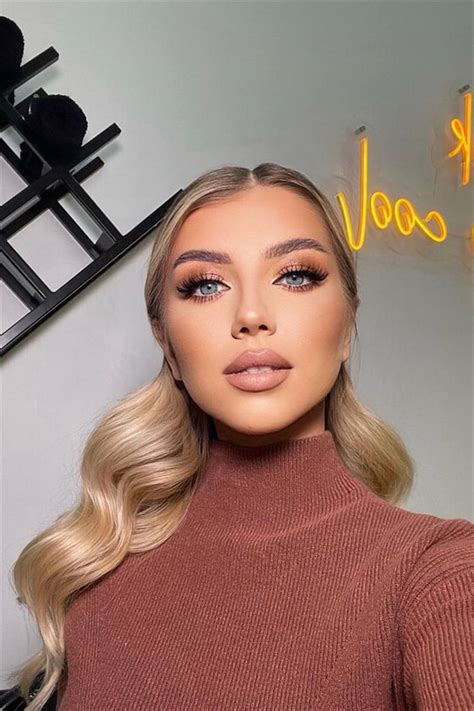 Wonderful Yulia 30 Y O From Kiev With Blonde Hair ID 759210 LadaDate