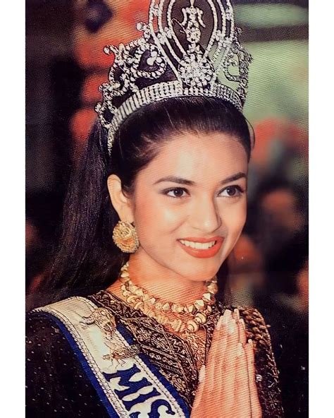 Priyanka Chopra, Sushmita Sen & Tujuh Ratu Ini Buktikan Usia 18 Tahun