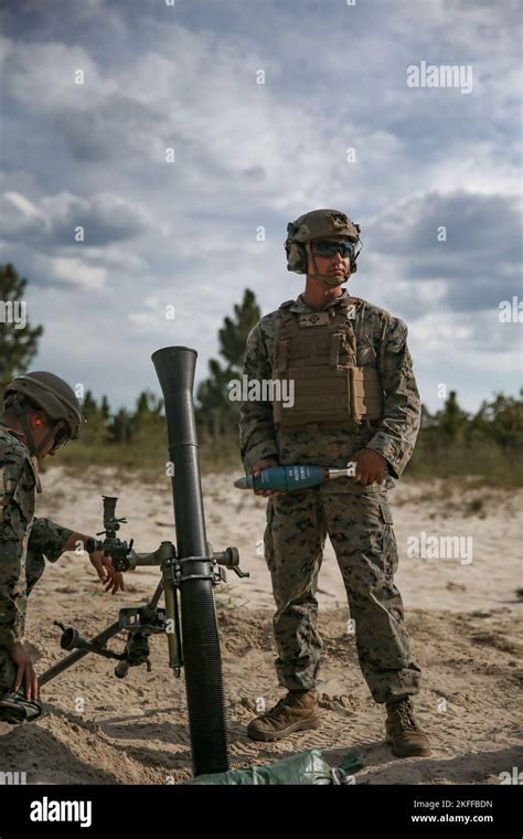 Prepares The M252 81mm Mortar System Hi Res Stock Photography And