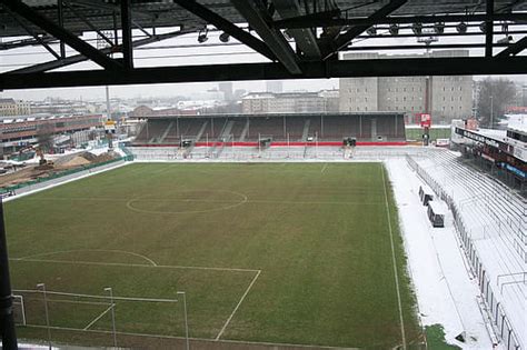 Germany's FC St. Pauli Get Stadium Ban