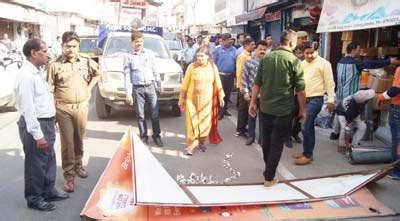 Joint Anti Encroachment Drive By Jmc Traffic Police Daily Excelsior