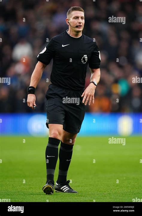 Referee Robert Jones during the Premier League match at Molineux ...