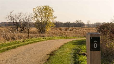 Des Plaines River Trail and Greenway | Lake County Forest Preserves