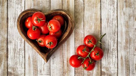 Are Tomatoes Good For You What Are The Health Benefits And How Many