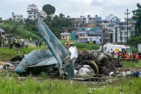 V Deo Queda De Avi O Causa Explos O E Deixa Mortos No Nepal Piloto