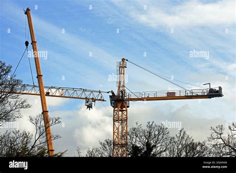 Dismantling A Large Crane Stock Photo Alamy