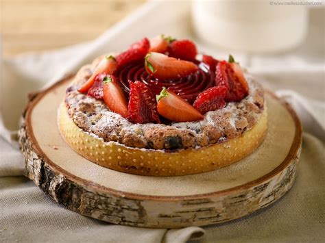 Tarte De Fruits Rouges Avec Un Croustillant Pralin La Recette Avec