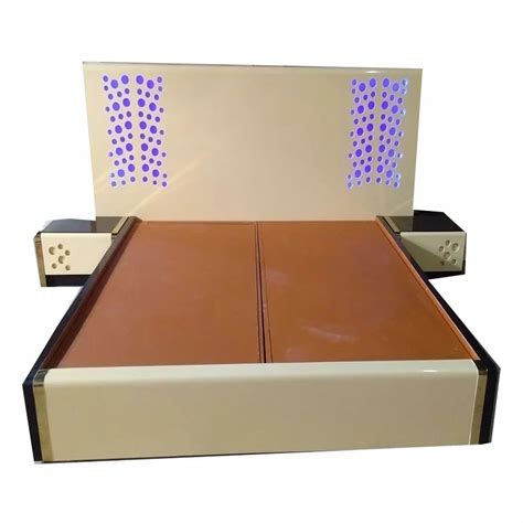 engineered wood king size bed  rs  sector  noida id