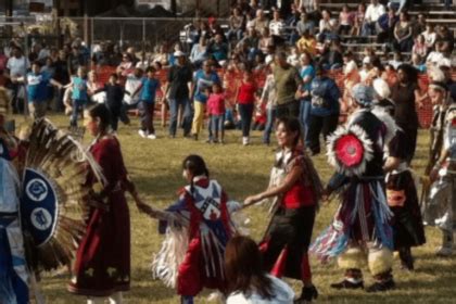 Genre Buzz: Circle Dance, to start the 2019 Parade! - Dance Parade