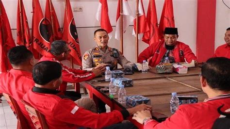 Kapolres Oi Kembali Jalin Silaturahmi Dengan Parpol Bahas Situasi