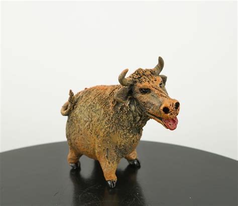 Статуэтка корова фигурка в виде коровы — цена 155 грн в каталоге ...