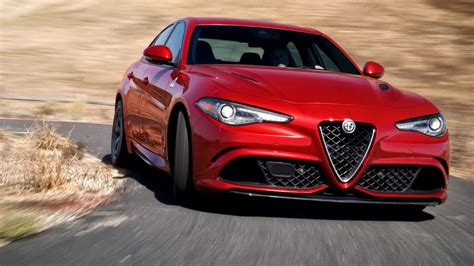 Alfa Romeo Giulia Il Listino Prezzi Ufficiale Di Tutte Le Versioni