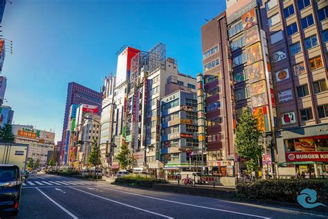 日本 东京新宿 旅游街拍 新宿夜景 - 哔哩哔哩