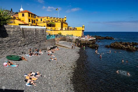 Funchal Madeira Portal Para Um Portugal Quase Tropical Got Globe