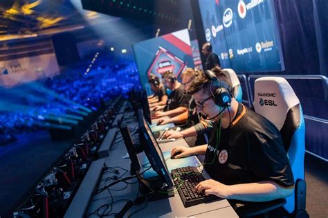 ESG Expert Siegen Bei Der ESL Meisterschaft Oldenburg ESport Mania