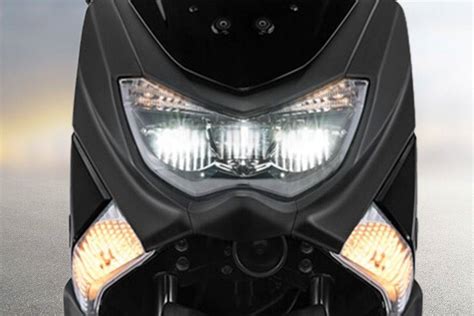 Dihentikan Yamaha Nmax Fitur Dan Spesifikasi Oto