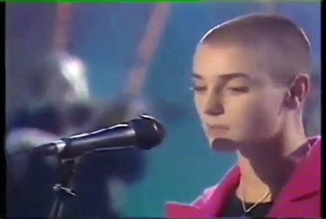 Sinead Oconnor Dont Cry For Me Argentina Video Dailymotion