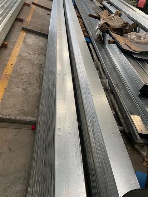 Galvanized Iron C And Z Galvanised Purlin Thickness 2 Mm Roll