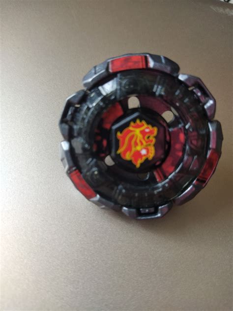 Beyblade Metal Fury 4D Fang Leone 130W2D Black Version Takara Tomy