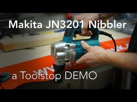 Makita JN3201J Nibbler - Toolstop DEMO - YouTube