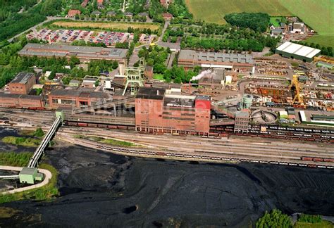 Moers Von Oben F Rderanlagen Und Bergbau Schacht Mit F Rderturm