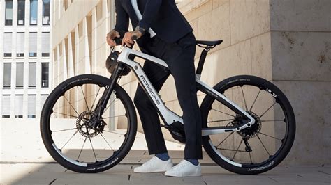 Porsche actualiza sus bicicletas eléctricas con una potencia voraz