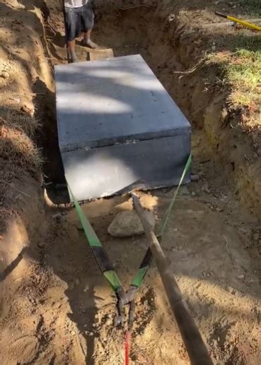 A Flamin Hot Idea Man Builds Sarcophagus To Preserve Cheetos For Future Discovery Inspiremore