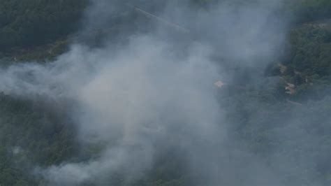 Fuego Forestal En Nj Obliga Al Cierre De Vías Y Pone En Riesgo